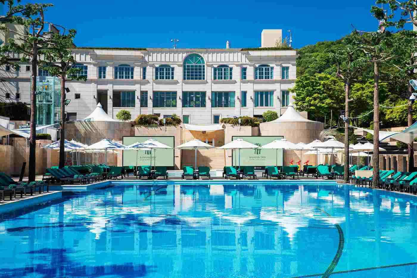 본문 이미지 - 오아시스 야외 수영장(반얀트리서울 제공)