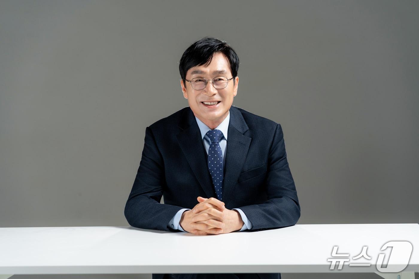 본문 이미지 - 더불어민주당 이장섭 청주시장 예비후보.