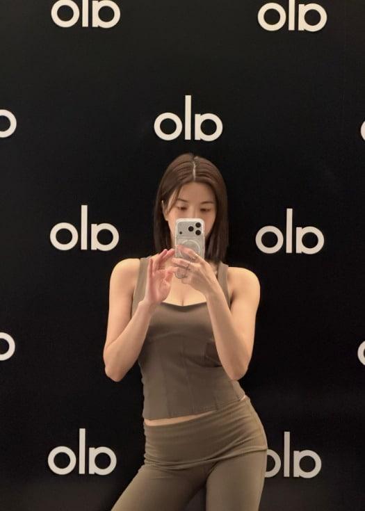 본문 이미지 - 가수 권은비 인스타그램