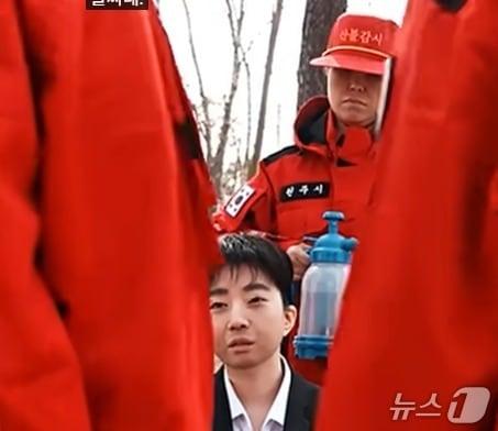 본문 이미지 - 최근 강원 원주시 공식 유튜브에 게재된 '갈 때 가더라도 이건 아니잖아!'라는 쇼츠 영상. (원주시 유튜브 갈무리. 재판매 및 DB금지) 2026.4.14/뉴스1