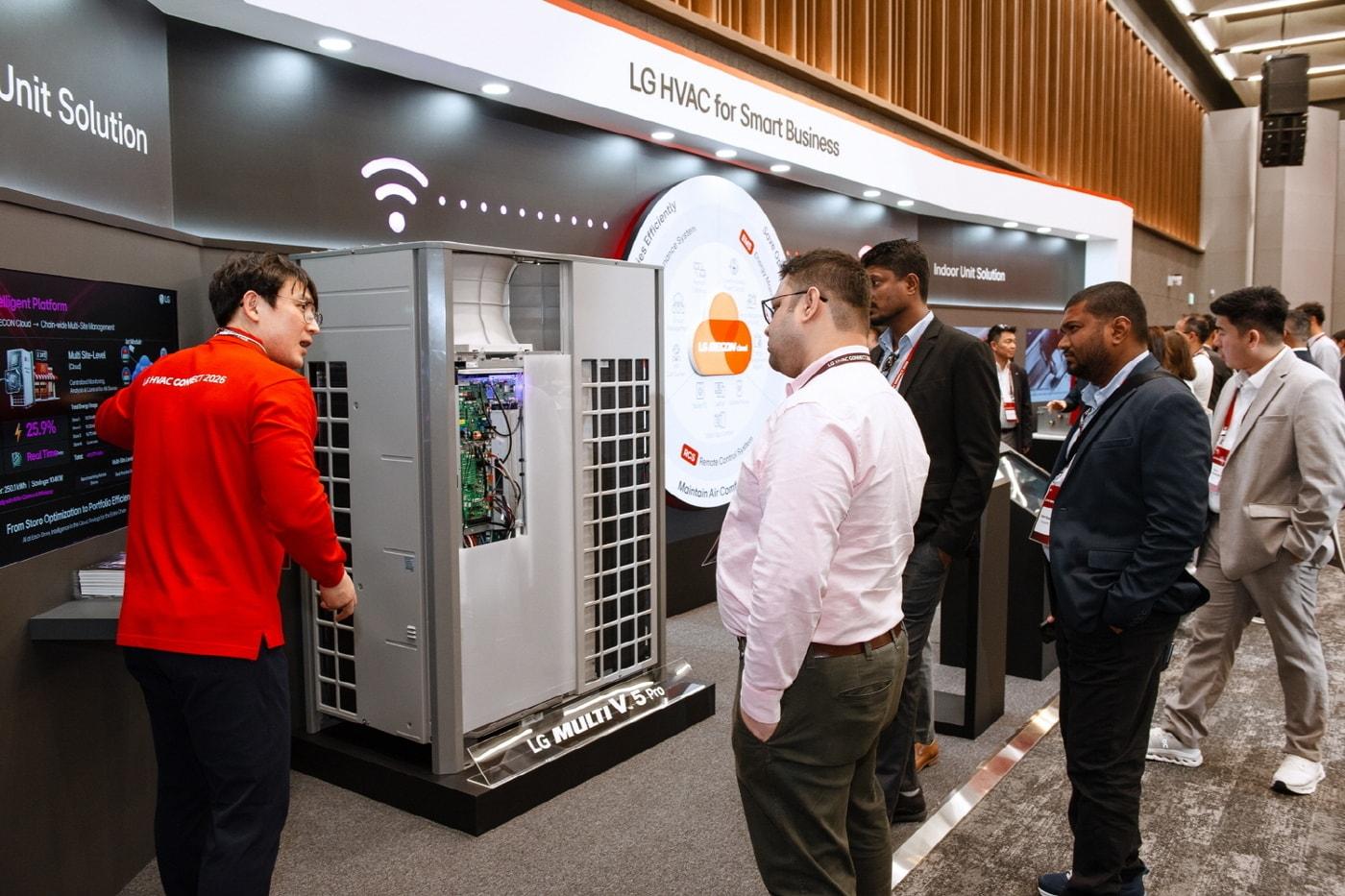 본문 이미지 - LG전자는 13일부터 나흘 간 필리핀, 태국, 인도네시아 등 아시아 15개국의 주요 HVAC 파트너들을 국내로 초청해 'LG HVAC 커넥트 2026'을 진행했다.(LG전자제공)