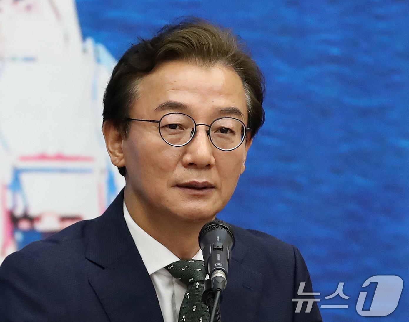 본문 이미지 - 전재수 더불어민주당 부산시장 후보가 15일 부산 동구 부산항국제전시컨벤션센터에서 열린 부산 현장 최고위원회의에서 발언을 하고 있다. 2026.4.15 ⓒ 뉴스1 윤일지 기자