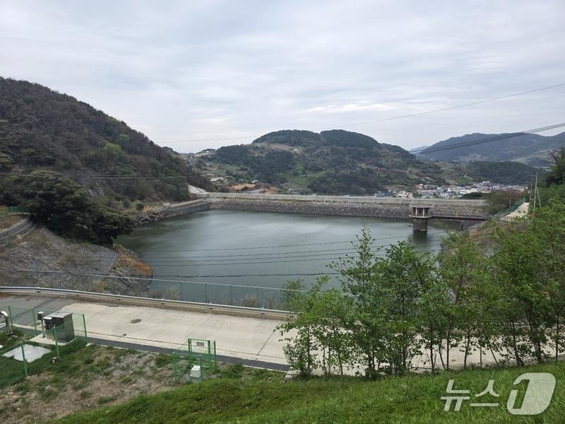 본문 이미지 - 경남 통영시 욕지도 욕지댐 전경(경남도 제공. 재판매 및 DB금지)