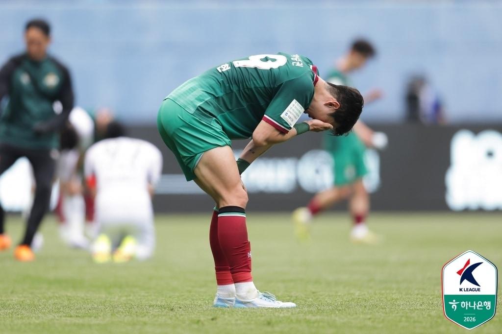 본문 이미지 - 우승후보로 꼽힌 대전하나시티즌의 부진이 길어지고 있다. 7경기를 치렀는데 1승3무3패로 저조하다. (한국프로축구연맹 제공)