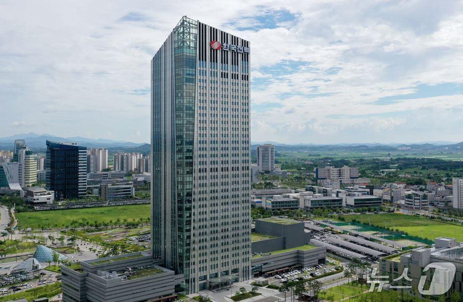 본문 이미지 - 한국전력공사 본사 사옥 (한국전력공사 제공. 재판매 및 DB금지) 2026.4.15 /뉴스1