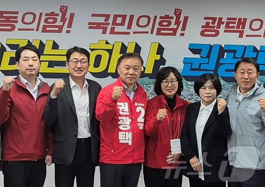 본문 이미지 - 권광택 국민의힘 안동시장 예비후보는 17일 구도심과 강남권을 연결하는 도시재생 공약을 제시했다. /뉴스1