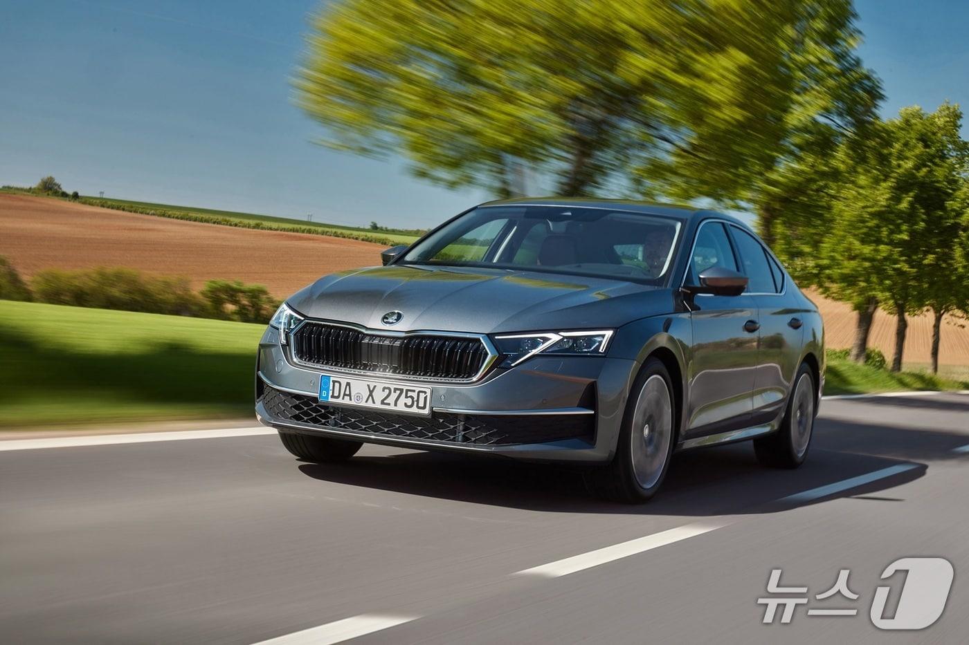 본문 이미지 - 스코다 뉴 옥타비아(한국타이어 제공)