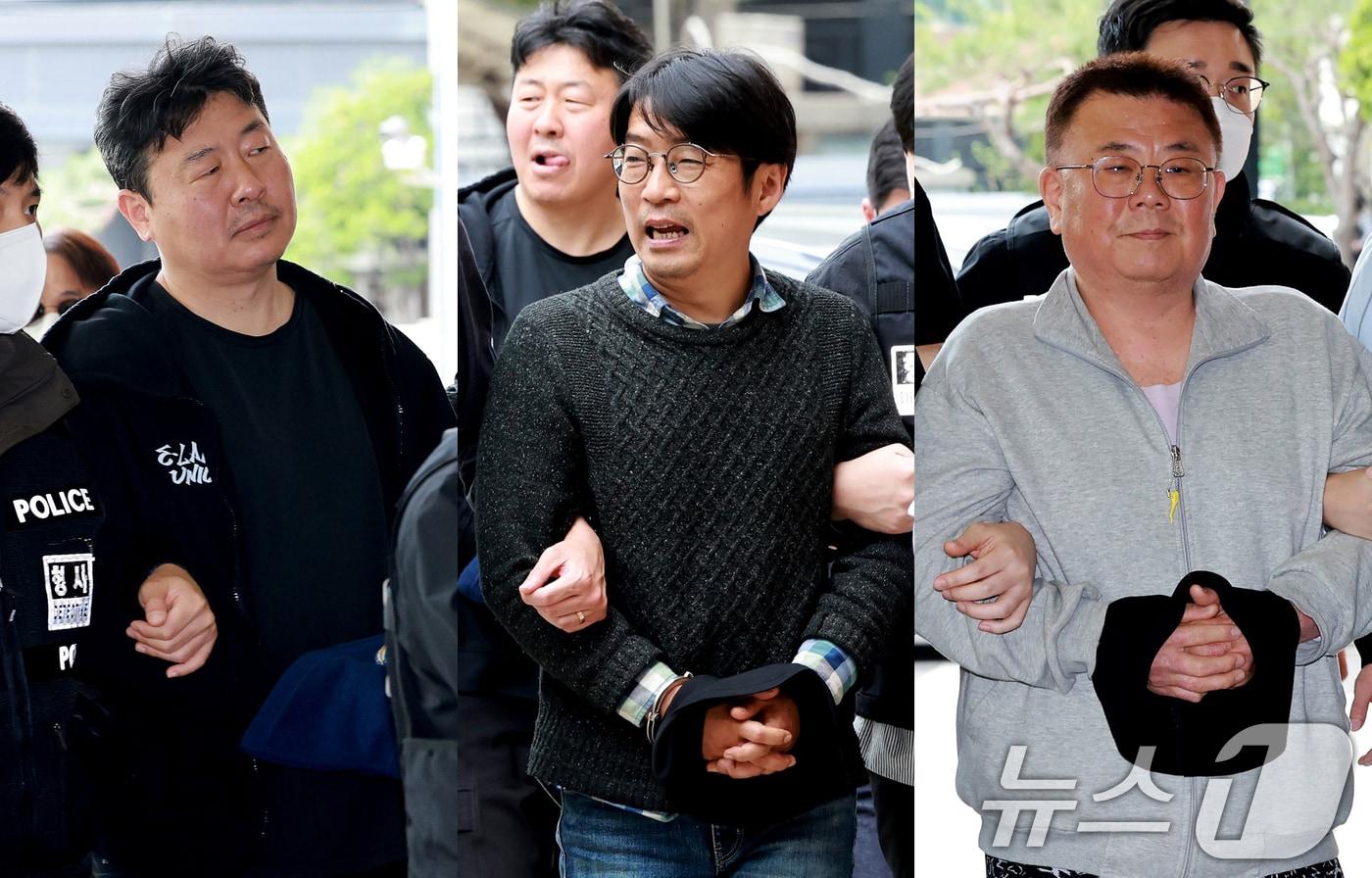 본문 이미지 - 학교 내 성폭력 문제를 제기했다가 해임된 교사 지혜복 씨의 복직을 요구 시위한 고진수 민주노총 세종호텔지부장(왼쪽부터), 백종성 공대위원장과 이상선 서울서부비정규직노동센터 운영위원이 17일 서울 마포구 서울서부지방법원에서 열린 구속 전 피의자 심문(영장실질심사)에 출석하고 있다. 2026.4.17 ⓒ 뉴스1 이호윤 기자