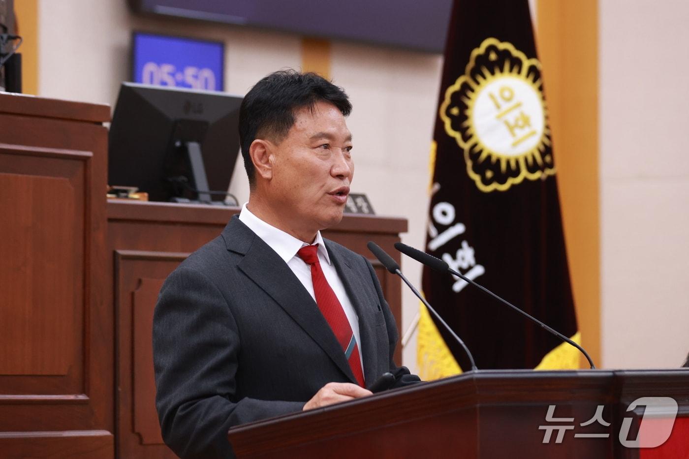 본문 이미지 -  서원복 충주시의원.(시의회 제공. 재판매 및 DB금지)