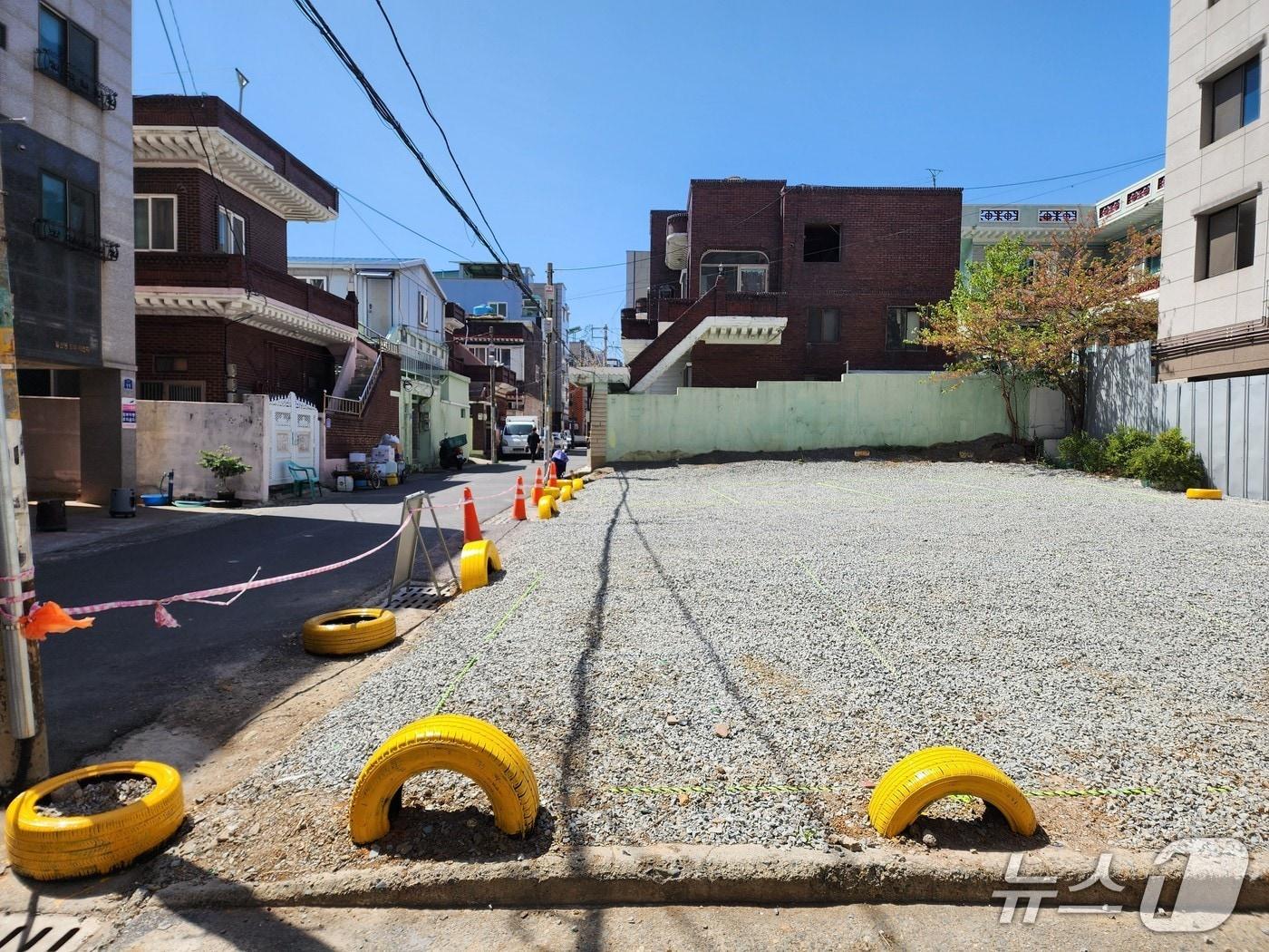 본문 이미지 - 울산 동구 일산동 방치 공동주택 부지 정비 후 모습.(울산 동구 제공. 재판매 및 DB금지)/뉴스1