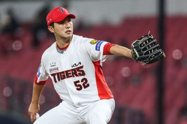 본문 이미지 - KIA 투수 홍건희.(KIA 타이거즈 제공)