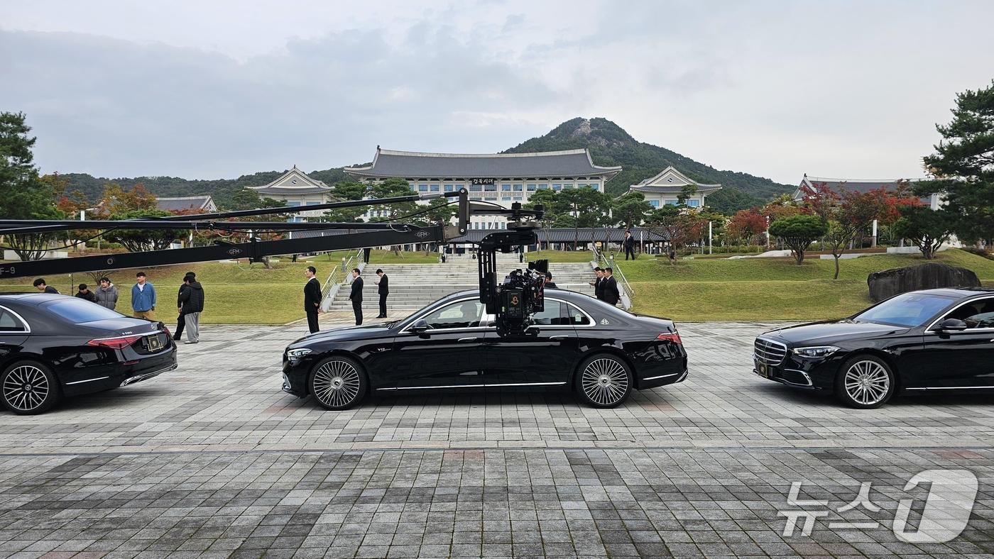 본문 이미지 - 드라마 '21세기 대군부인' 경북 도청 촬영 모습(경북도 제공. 재판매 및 DB금지)/뉴스1