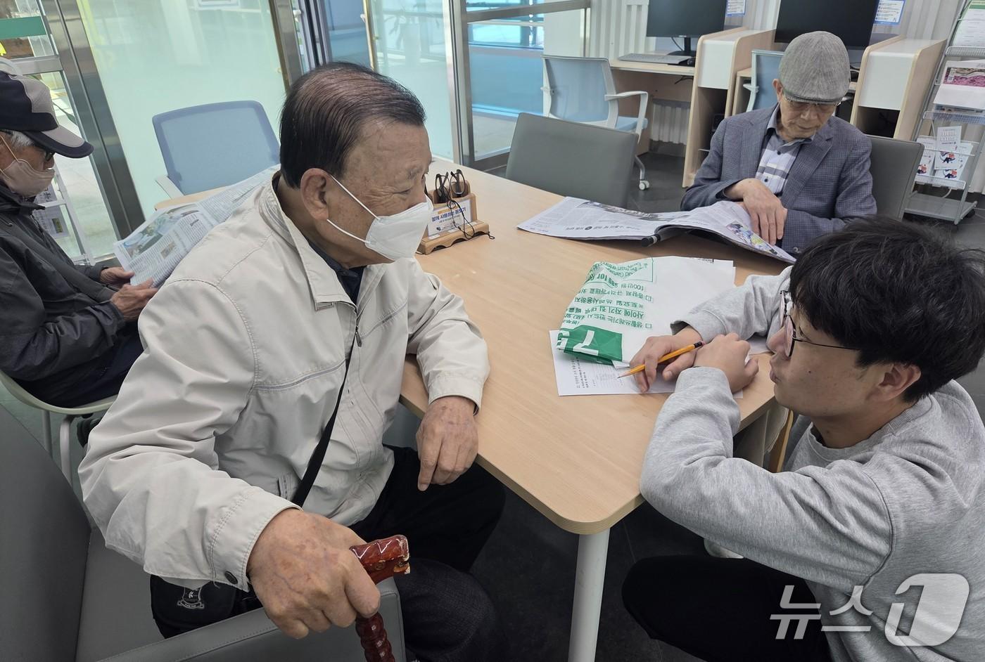 본문 이미지 - 대구 달성군이 사회복지종사자 120여 명을 대상으로 여행 경비를 지원한다.(대구 달성군 제공. 재판매 및 DB금지)