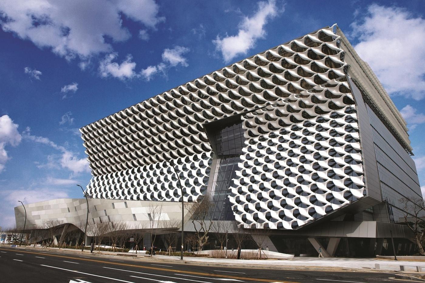 본문 이미지 - 코오롱원앤온리타워.(코오롱인더스트리제공)