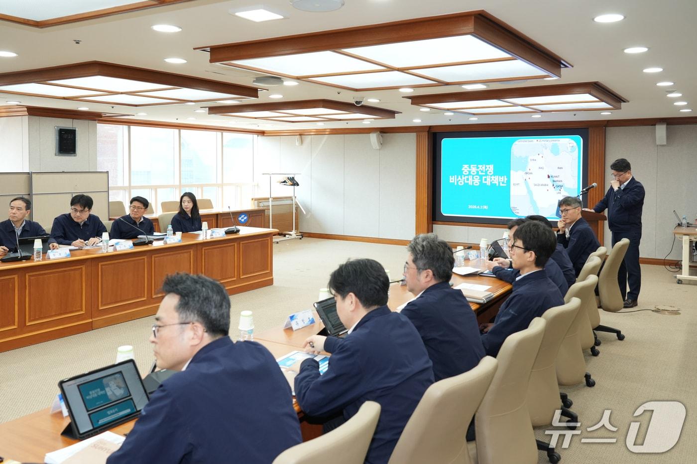 본문 이미지 - 수협 중동전쟁 비상 대응대책반 회의(수협중앙회 제공)