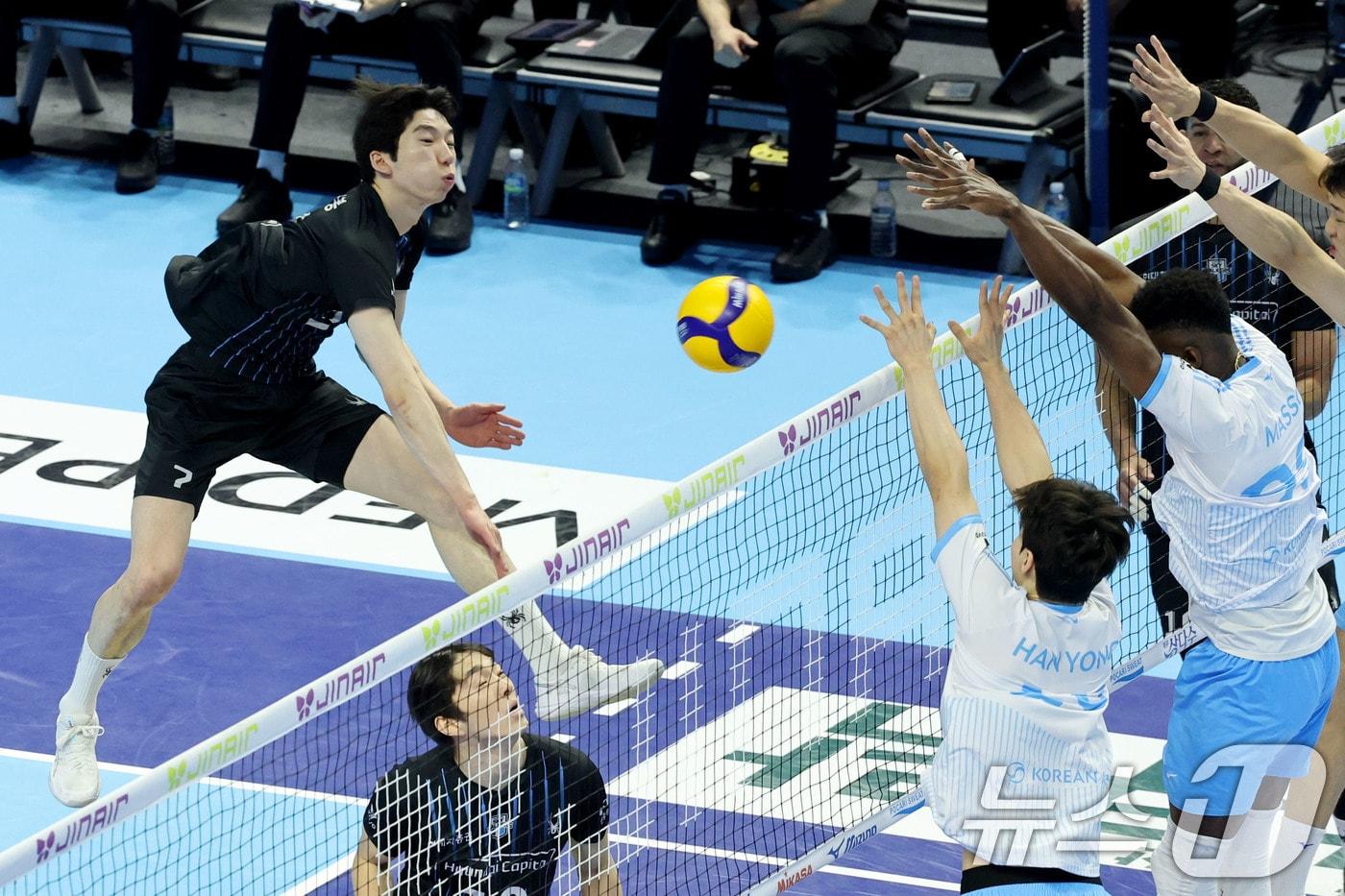 본문 이미지 - 현대캐피탈과 대한항공의 챔프전경기 모2026.4.2 ⓒ 뉴스1 이광호 기자