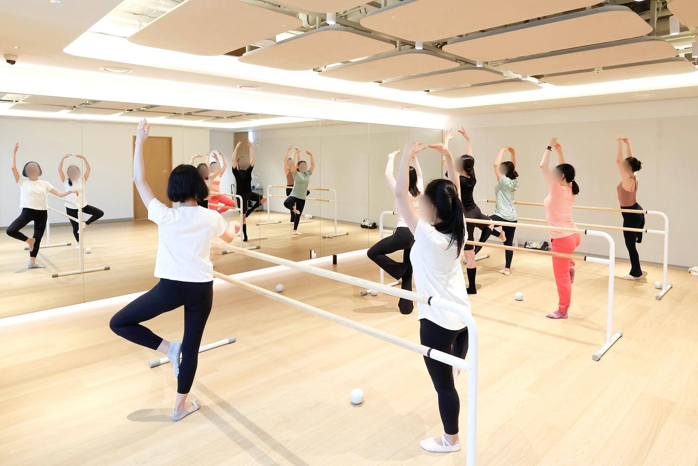 본문 이미지 - 신세계백화점 본점 신세계 아카데미 바레 클래스 관련 사진.(신세계백화점 제공)