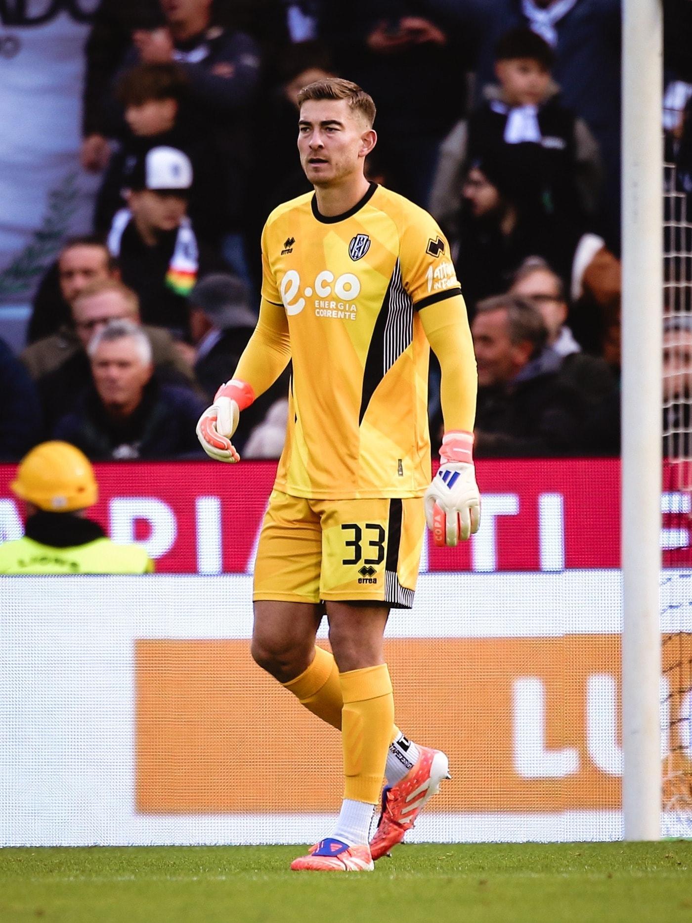 본문 이미지 - 이탈리아 세리에B(2부리그) 체세나FC의 골키퍼 조나탄 클린스만.(체세나 페이스북 캡처)