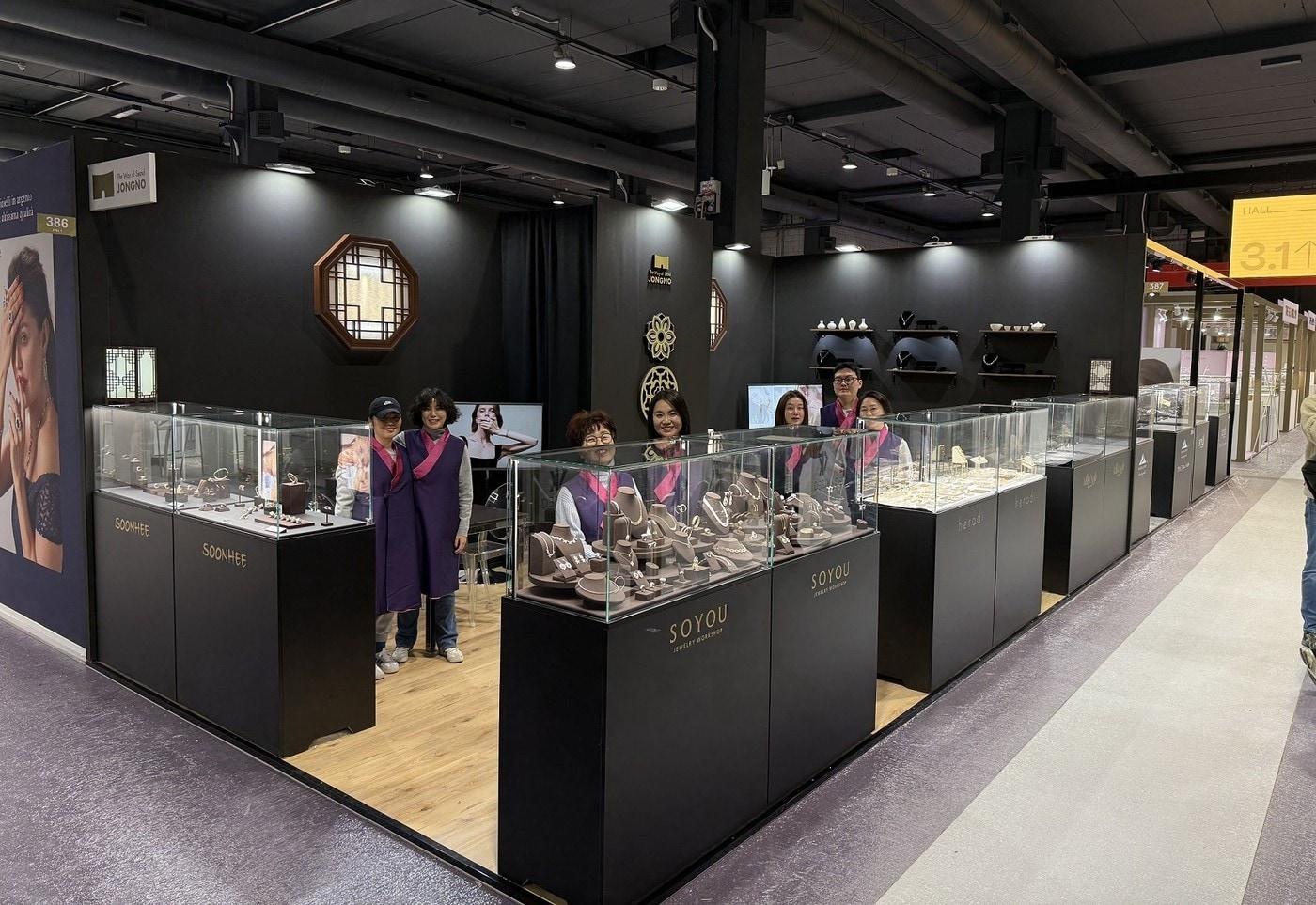 본문 이미지 - 비첸차오로(VICENZAORO) 종로관(종로구 제공)