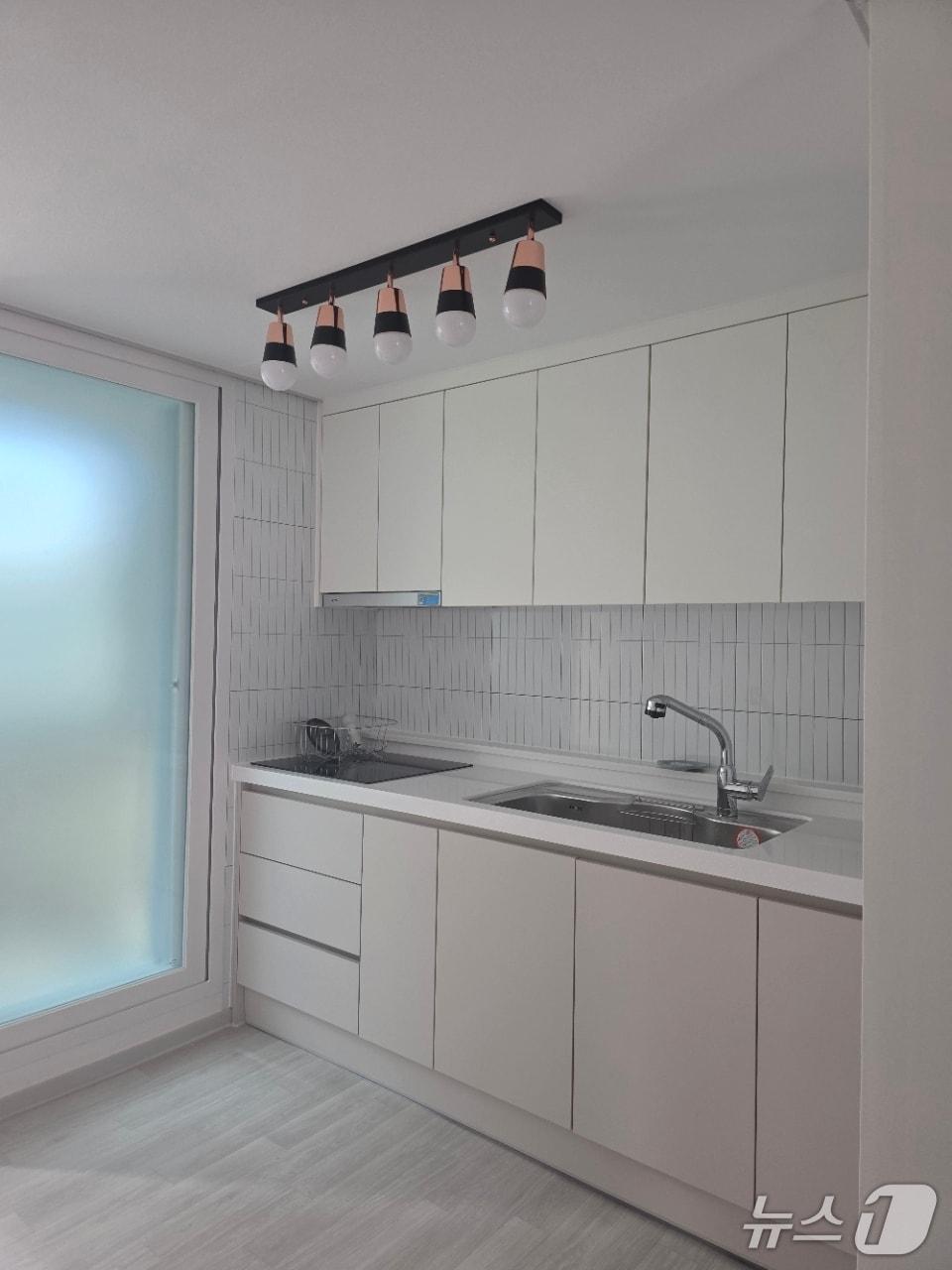 본문 이미지 - 리모델링 완료된 빈집(인천 서구 제공/뉴스1)