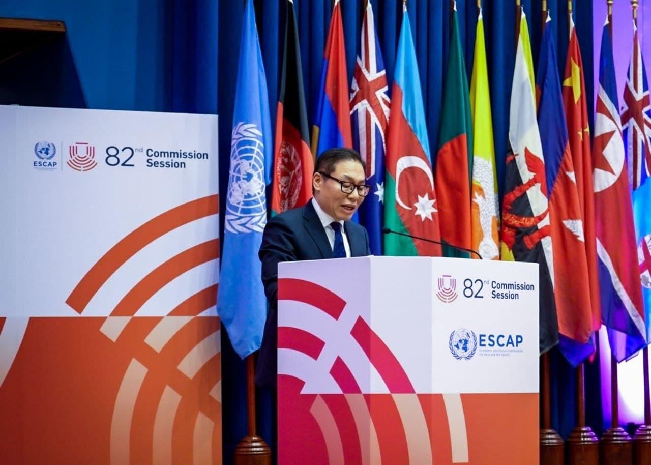 본문 이미지 - 외교부는 이달 20∼24일 태국 방콕에서 열리고 있는 제82차 유엔 아시아태평양 경제사회위원회(UN ESCAP) 총회에 류호권 국제경제국장이 수석대표로 참석했다고 21일 밝혔다. (외교부 제공)