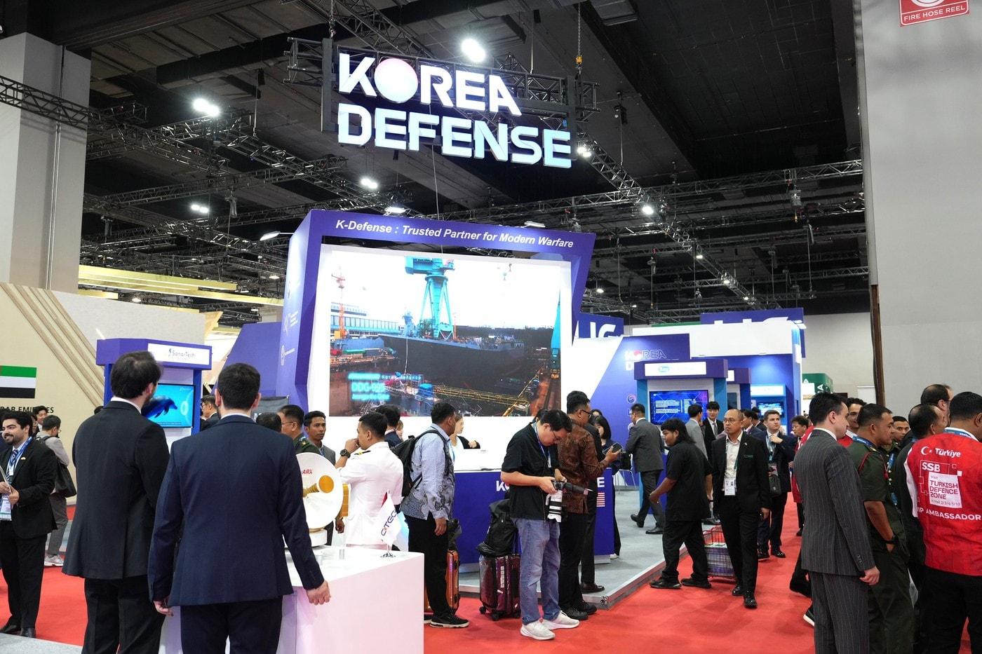 본문 이미지 - DSA 2026 행사장에 마련된 통합한국관.(한국방위산업진흥회 제공)