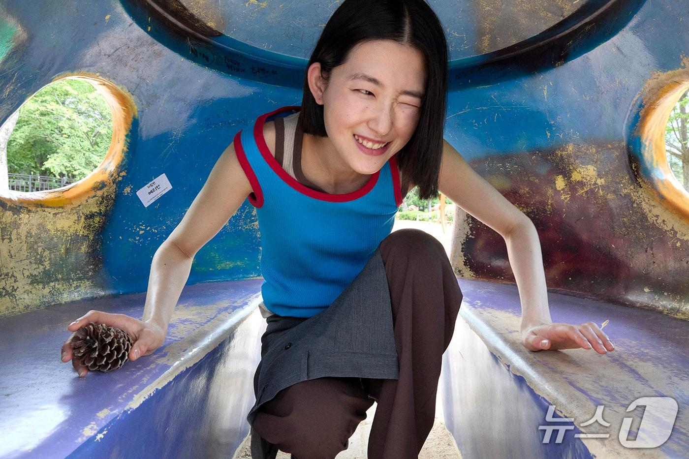 본문 이미지 - 코오롱FnC는 2022년 7월 리세일 플랫폼 ‘오엘오(OLO) 릴레이 마켓’을 론칭해 고객이 사용한 의류를 다시 거래할 수 있도록 지원하고 있다.(코오롱FnC 제공) 