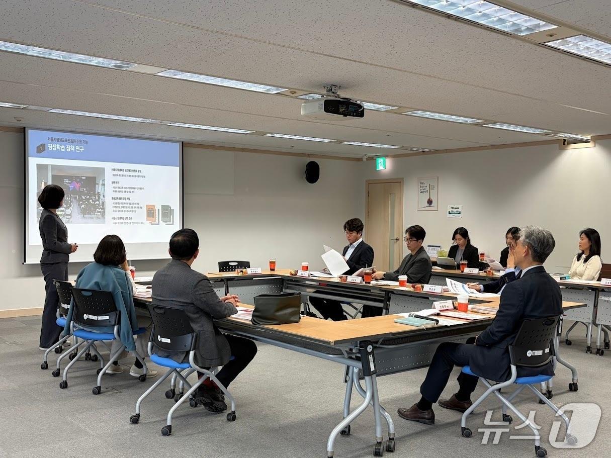 본문 이미지 - 서울시평생교육진흥원 싱크탱크 위원회 정례회의 현장.(서울시 제공)