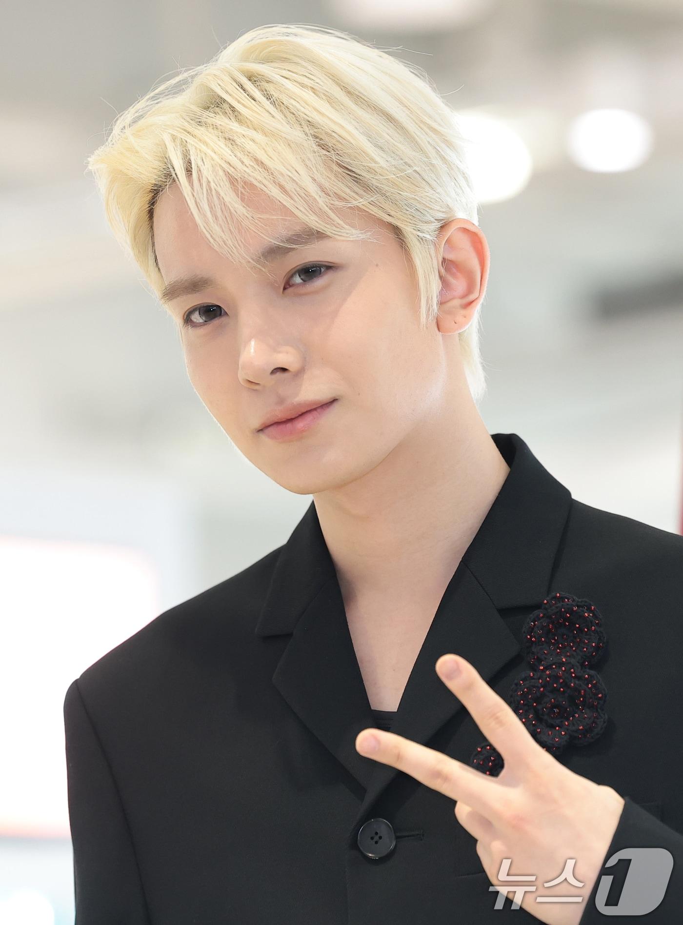 본문 이미지 - 가수 에반(EVAN,)이 엔하이픈 탈퇴 후 첫 공식석상에 모습을 드러냈다. ⓒ 뉴스1 권현진 기자