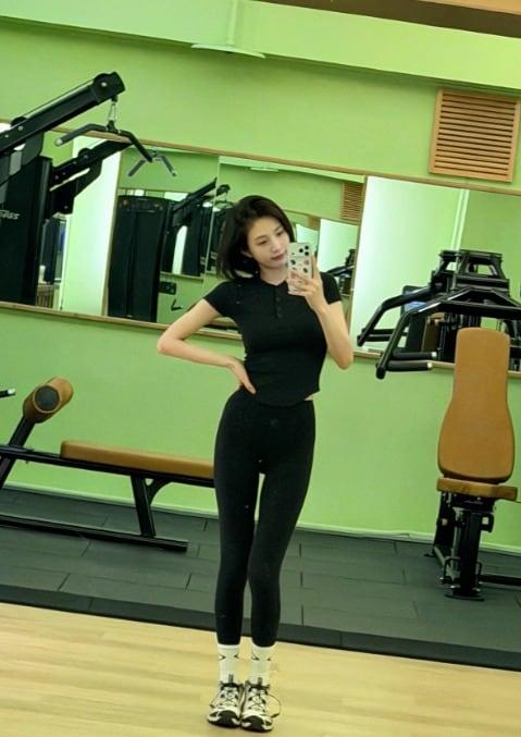 본문 이미지 - 레드벨벳 조이 인스타그램