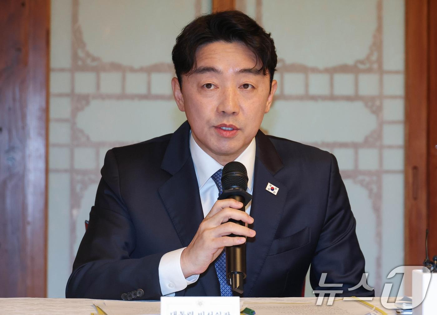 본문 이미지 - 강훈식 대통령실 비서실장. 2026.4.22 ⓒ 뉴스1 김명섭 기자