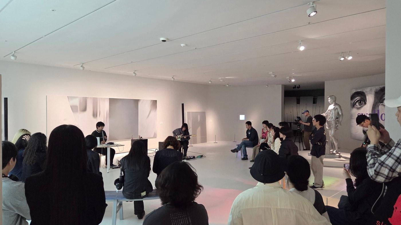 본문 이미지 - 세화미술관은 '투명한 손, 움직이는 색' 전시 연계 체험 프로그램을 6월까지 운영한다.(세화미술관제공)