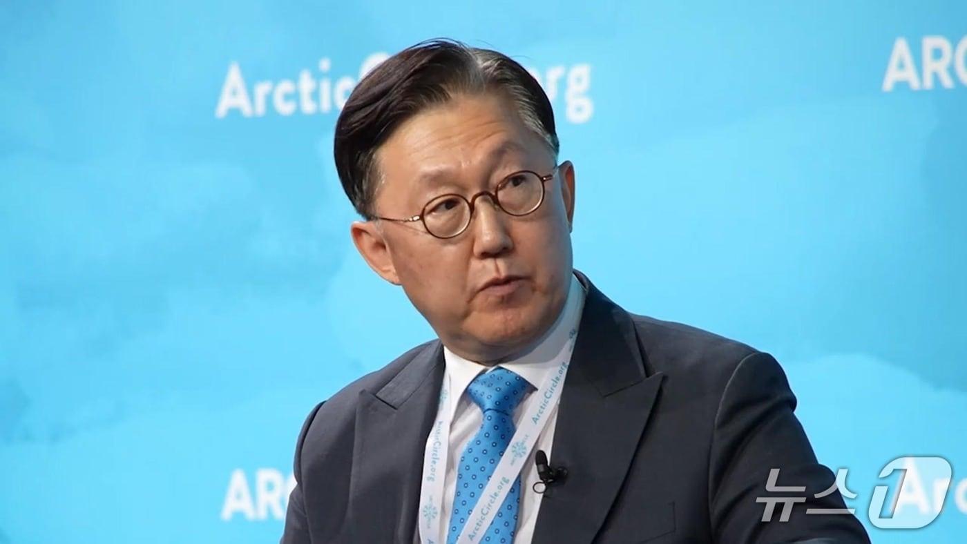 본문 이미지 - 이란에 파견된 정병하 외교부 장관 특사. (외교부 제공) 