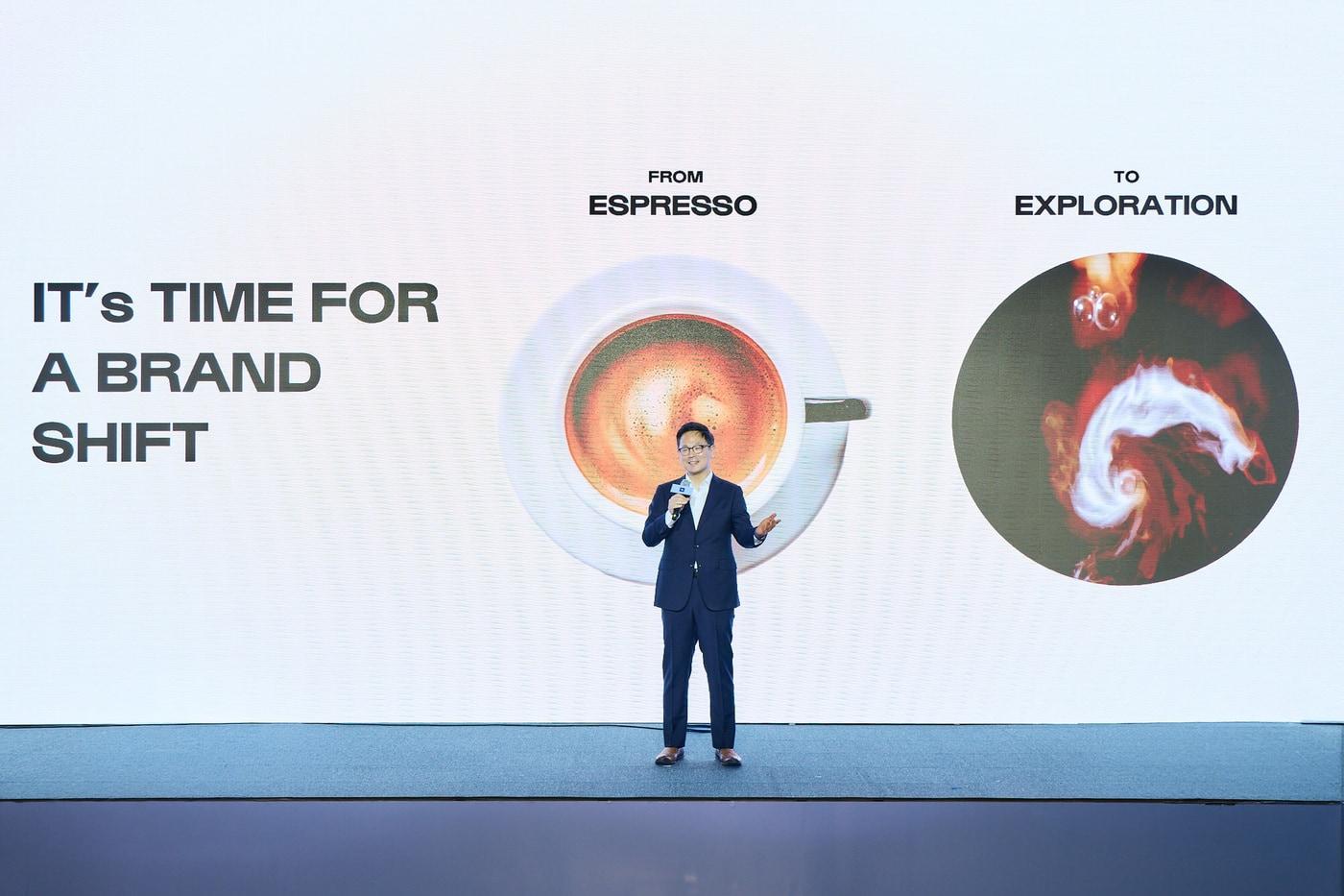 본문 이미지 - 네스프레소 '버츄오 미디어 데이'에서 발표하고 있는 네스프레소 코리아 박성용 대표.(네스프레소 제공)