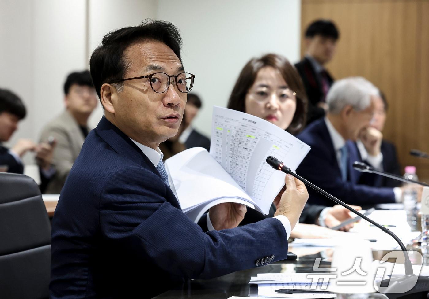 본문 이미지 - 박선원 더불어민주당 의원 2026.4.23 ⓒ 뉴스1 국회사진기자단