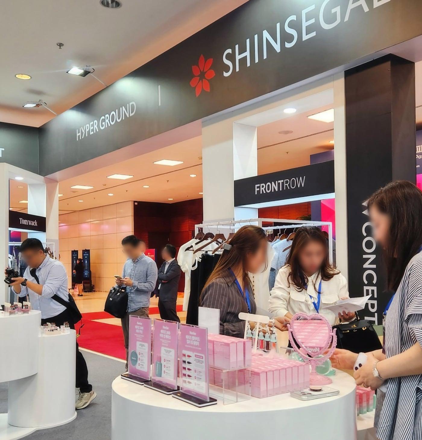 본문 이미지 - 신세계백화점 하이퍼그라운드 한-베트남 비즈니스 파트너십 쇼케이스 현장(신세계백화점 제공)