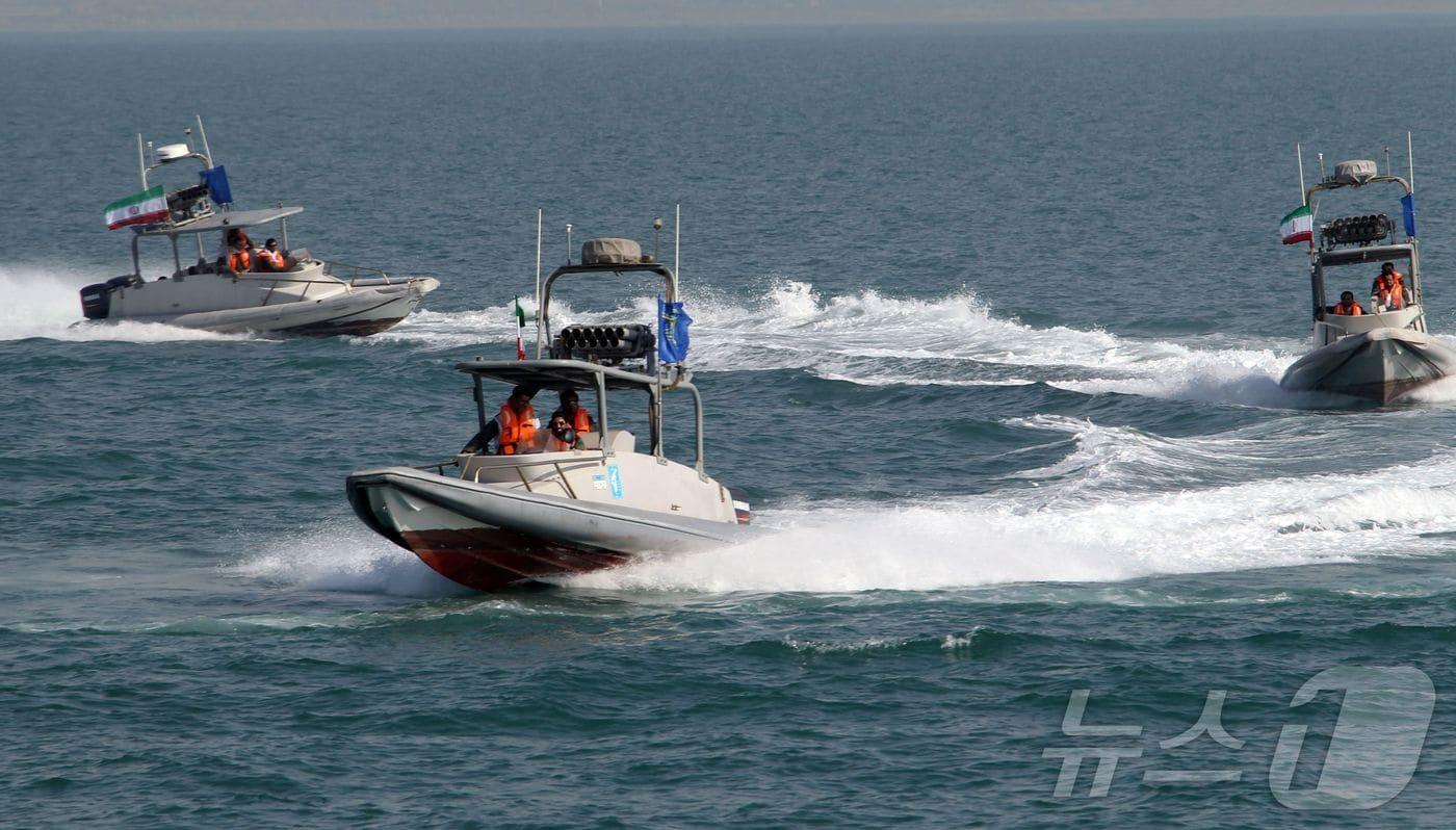 본문 이미지 - 이란 고속정 ⓒ AFP=뉴스1
