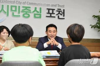 본문 이미지 -  6월 지방선거 포천시장 재선 도전을 선언한 백영현 경기 포천시장 (사진 백영현 시장 SNS)