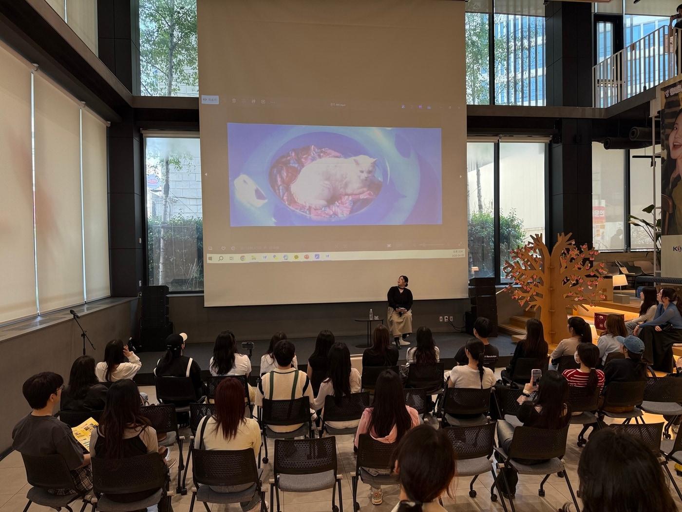 본문 이미지 - 중진공과 KT&G가 청년 대상 강연 프로그램을 진행했다. (중진공 제공)