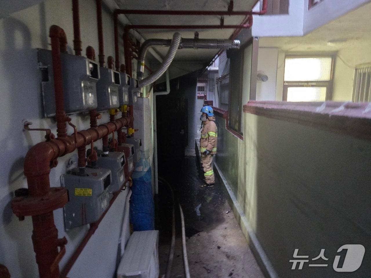 본문 이미지 - 화재 현장. (경기도소방재난본부 제공. 재판매 및 DB 금지) 2026.4.27/뉴스1