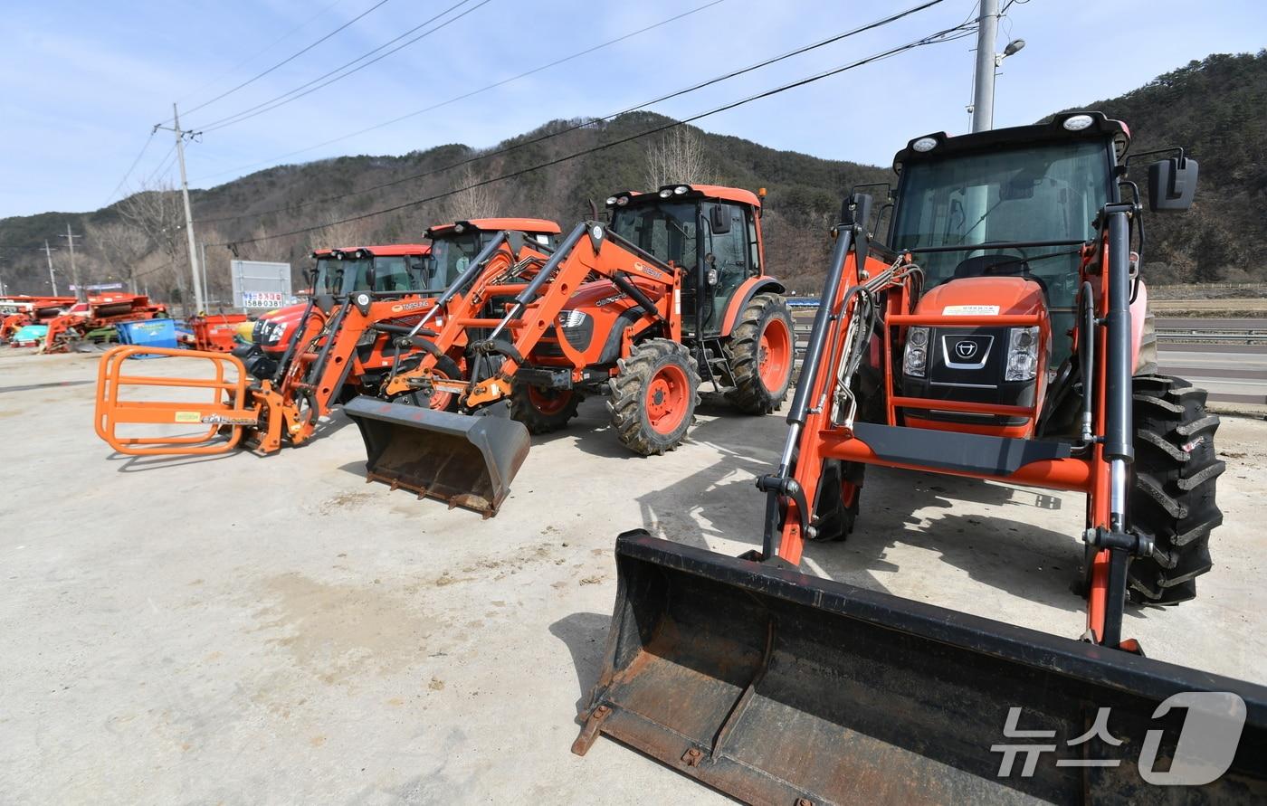 본문 이미지 - 강원 화천군이 운영 중인 농기계 임대 사업소.(화천군 제공, 재판매 및 DB금지)