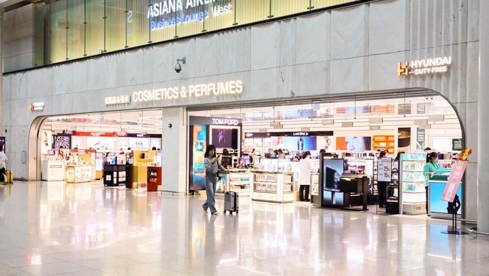 본문 이미지 - 현대면세점 인천국제공항 DF2 권역. (현대면세점 제공). 