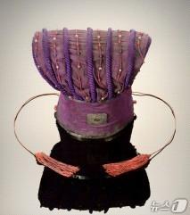 본문 이미지 - 원유관은 1905년 미국 유학에서 돌아온 이강의 1906년 의왕 책봉식 거행 당시 제작됐다고 추정하고 있다. 현전하는 유일한 원유관 유물로, 8량 구조와 구슬·용문 장식이 특징이다.