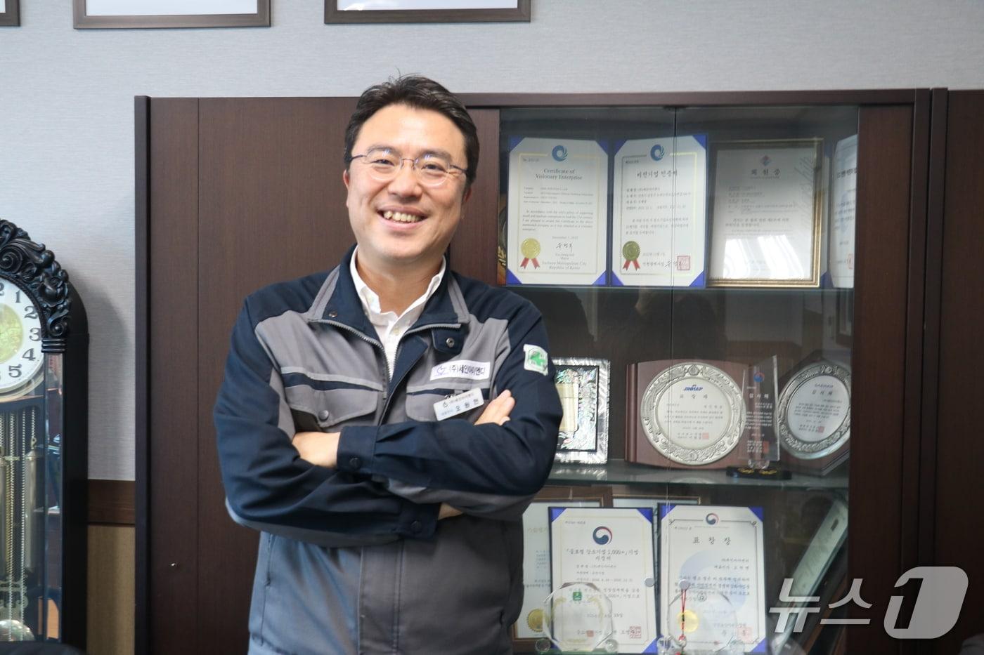 본문 이미지 - 인천 남동국가산업단지에서 ㈜세인아이엔디를 운영하는 오원현 대표(유준상기자/뉴스1)