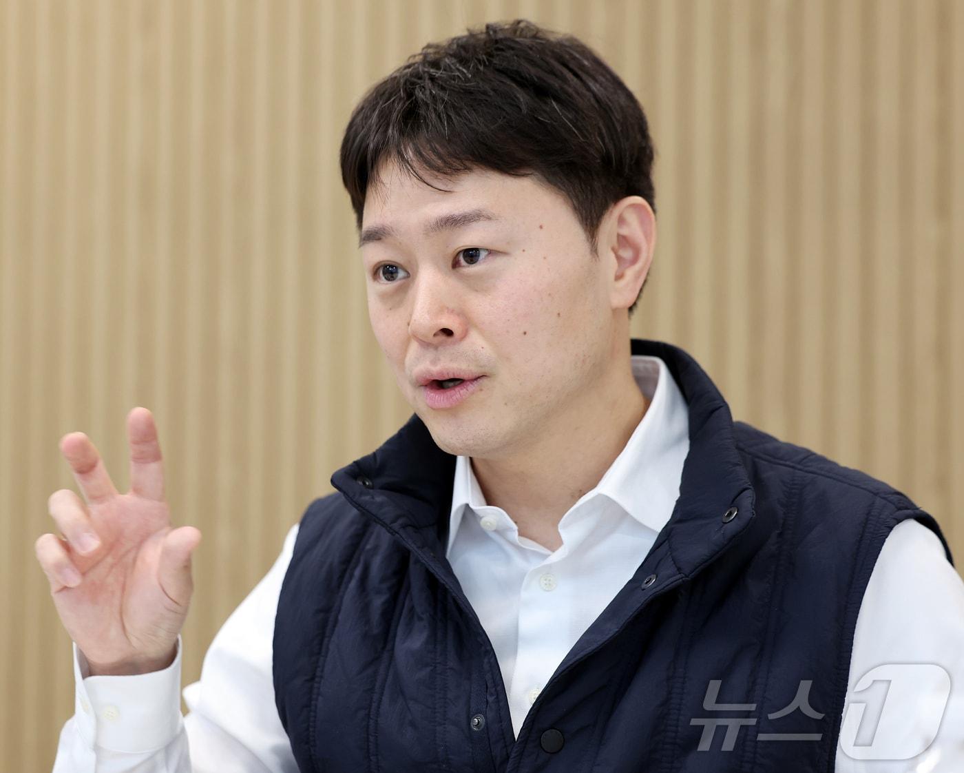 본문 이미지 - 이진 엘박스 대표가 서울 강남구 테헤란로 엘박스 본사에서 뉴스1과 인터뷰를 하고 있다. 2026.4.28 ⓒ 뉴스1 김진환 기자