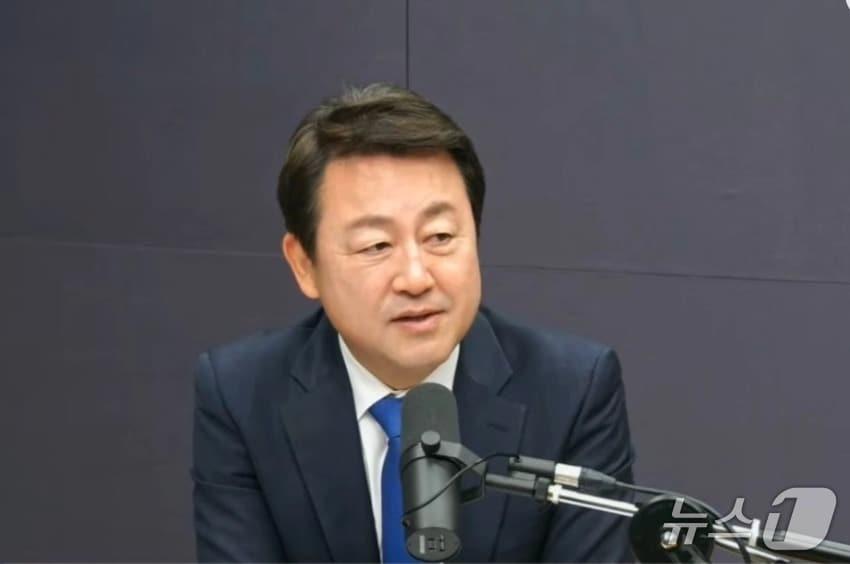 본문 이미지 -  김용남 더불어민주당 경기 평택을 국회의원 재선거 후보. (김태현의 정치쇼 유튜브 갈무리) ⓒ 뉴스1