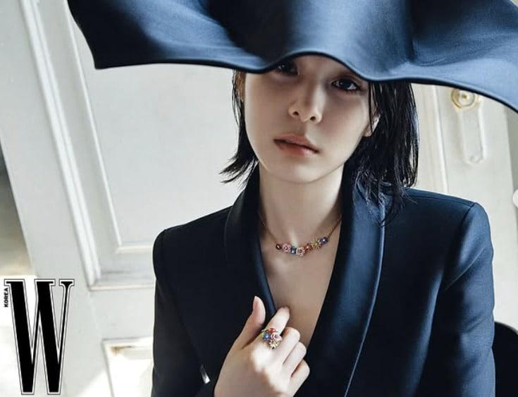 본문 이미지 - 김연아 / 더블유 코리아