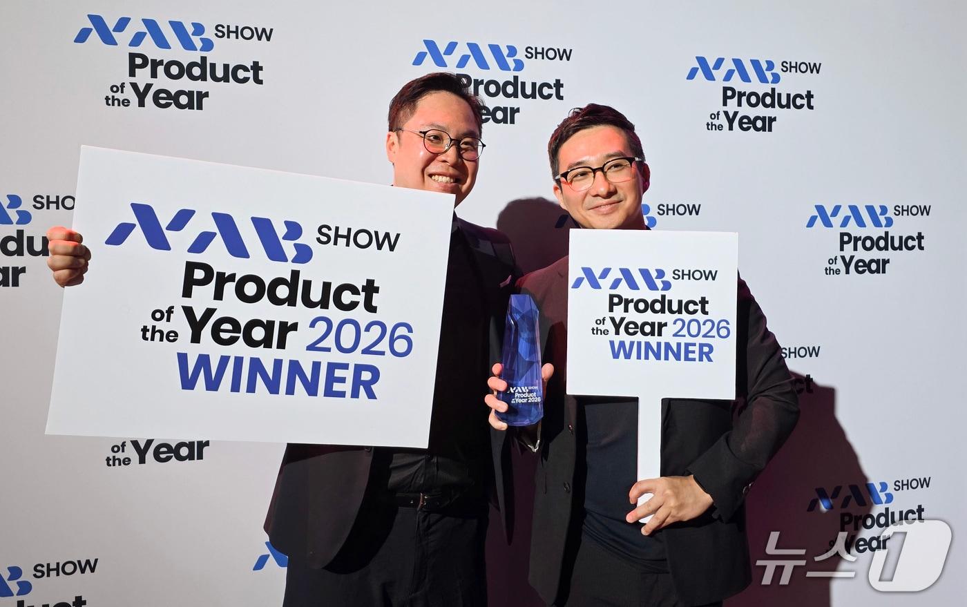 본문 이미지 - SK텔레콤이 세계 최대 미디어 전시회서 AI 기술로 올해의 제품상을 수상했다. (SK텔레콤 제공)