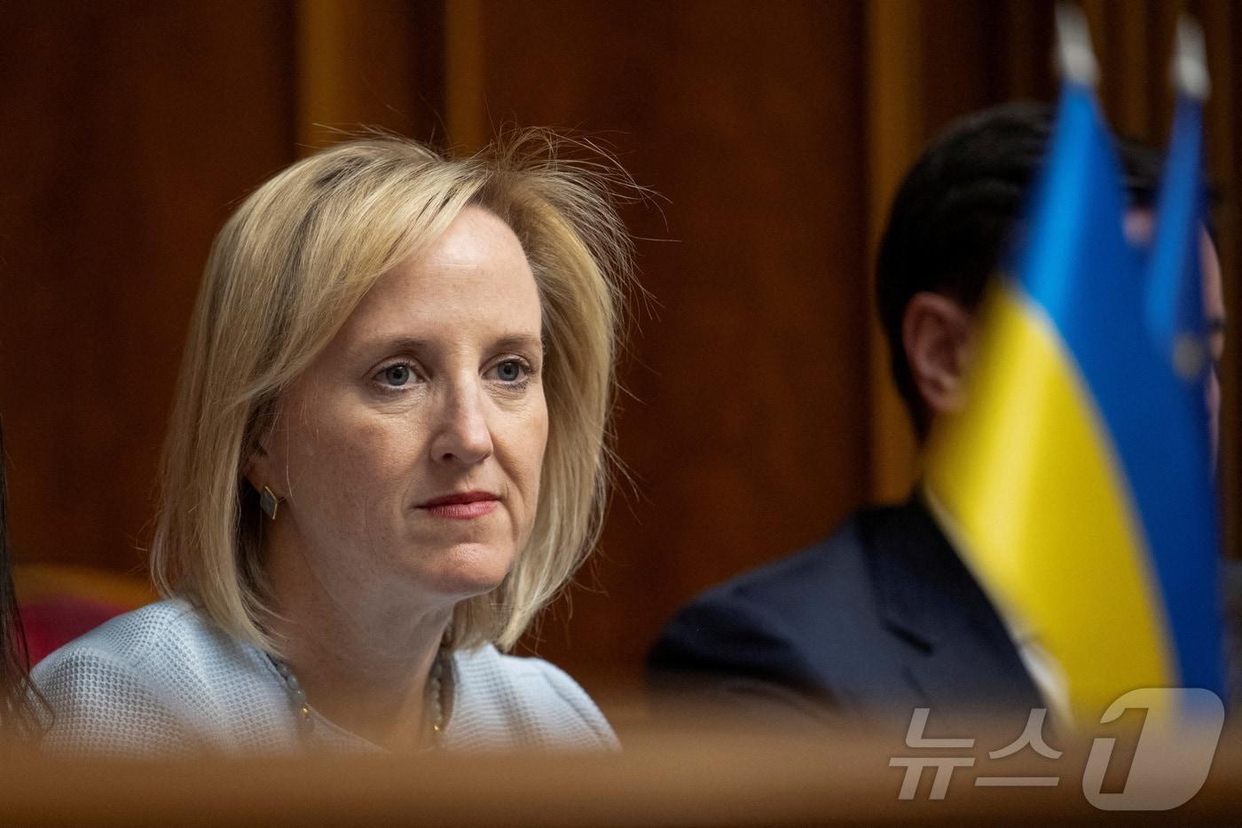 본문 이미지 - 줄리 데이비스 우크라이나 주재 미국 대사대리. 2025.05.08 ⓒ 로이터=뉴스1