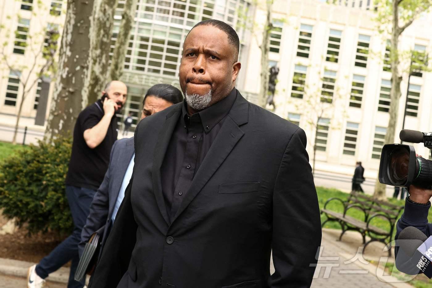 본문 이미지 - 데이먼 존스 전 클리블랜드 캐벌리어스 코치가 NBA 스포츠도박 스캔들에 가담한 혐의를 인정했다. ⓒ AFP=뉴스1